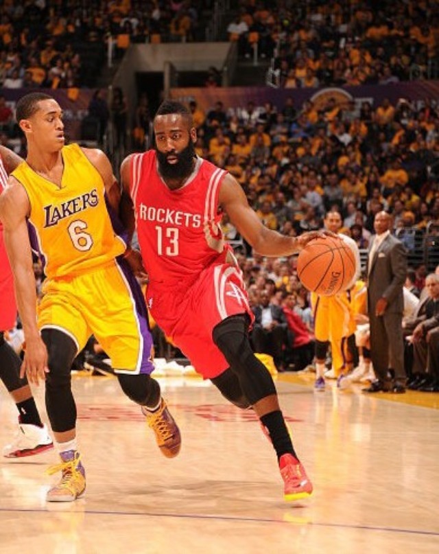 1月26日NBA竞猜比赛场次 火箭vs湖人 全场比赛湖人全队最高分的是谁?他会得到多少分?