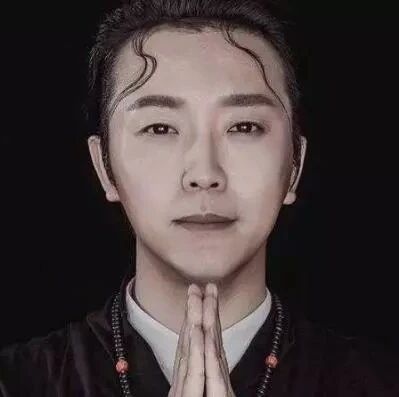 李玉刚演唱会遭粉丝拆台是怎么回事?网友:我们是真爱粉啊