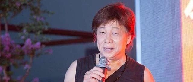 梁小龙承认出轨?一个破绽证明微博内容并非梁小龙所发!