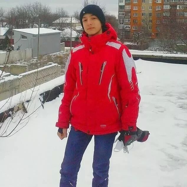 自制降落伞跳楼当场死亡 还有让人震惊的是……