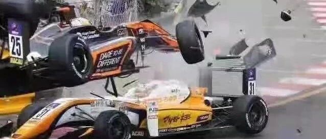 澳门大赛车F3严重事故 17岁女车手276km/h失控撞车!多角度直击