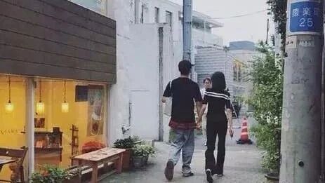 郑爽张恒合照 网友:两人颜值太高了